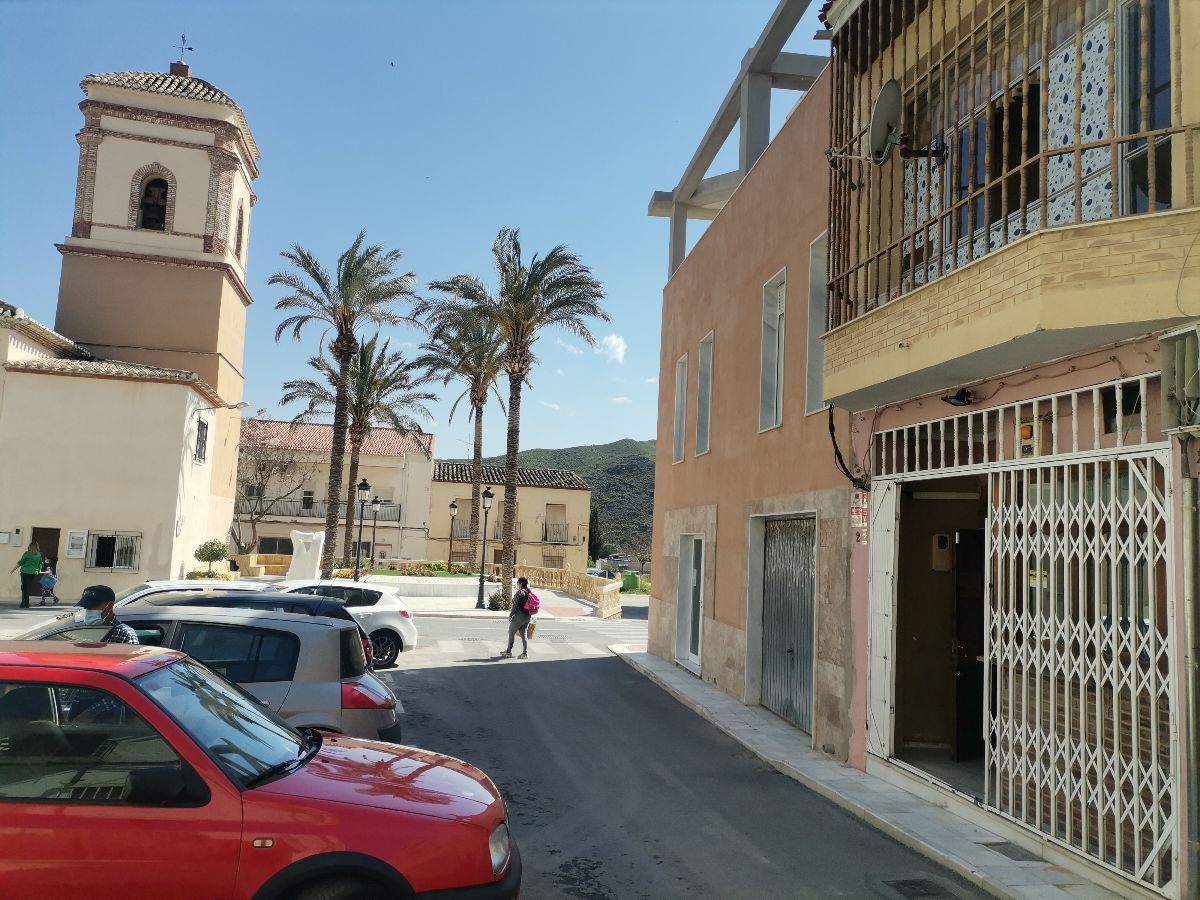 For sale of commercial in Fines
