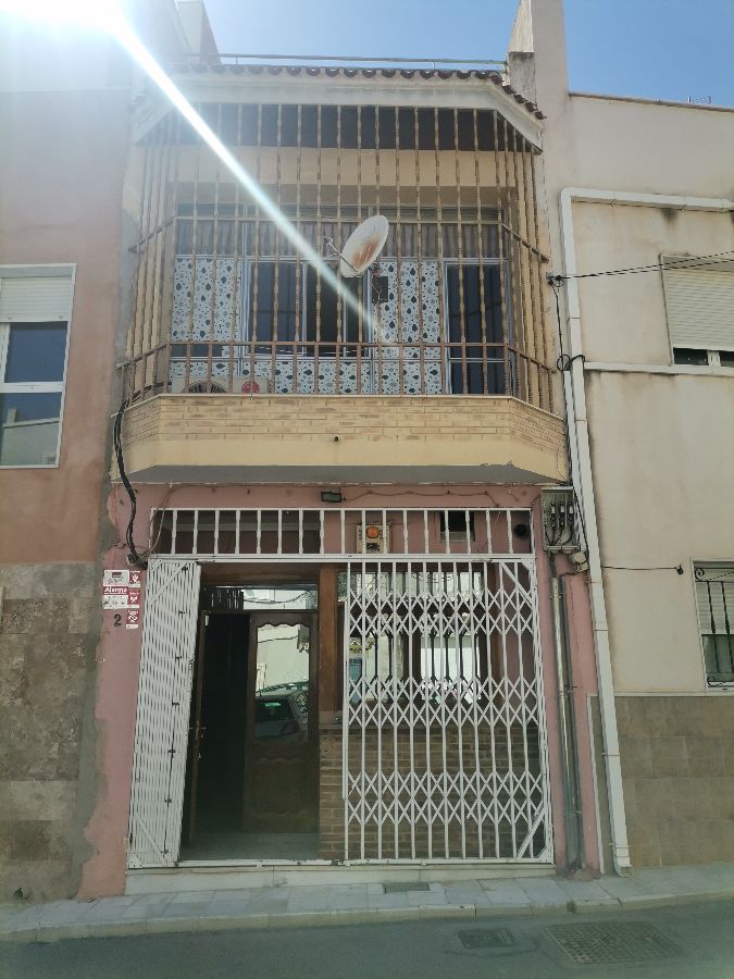 For sale of commercial in Fines