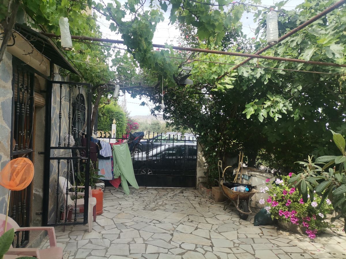 For sale of villa in Arboleas
