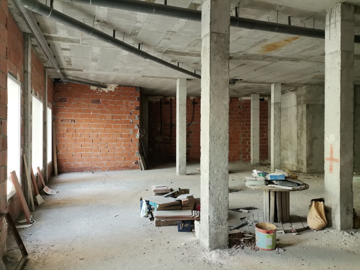 For sale of commercial in Macael