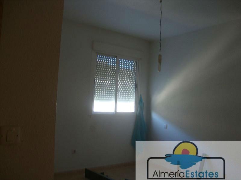 For sale of flat in Macael