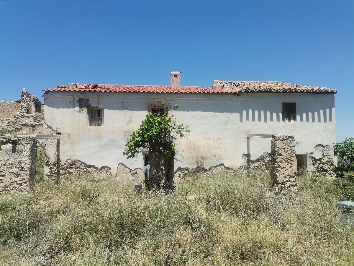 For sale of rural property in Cantoria