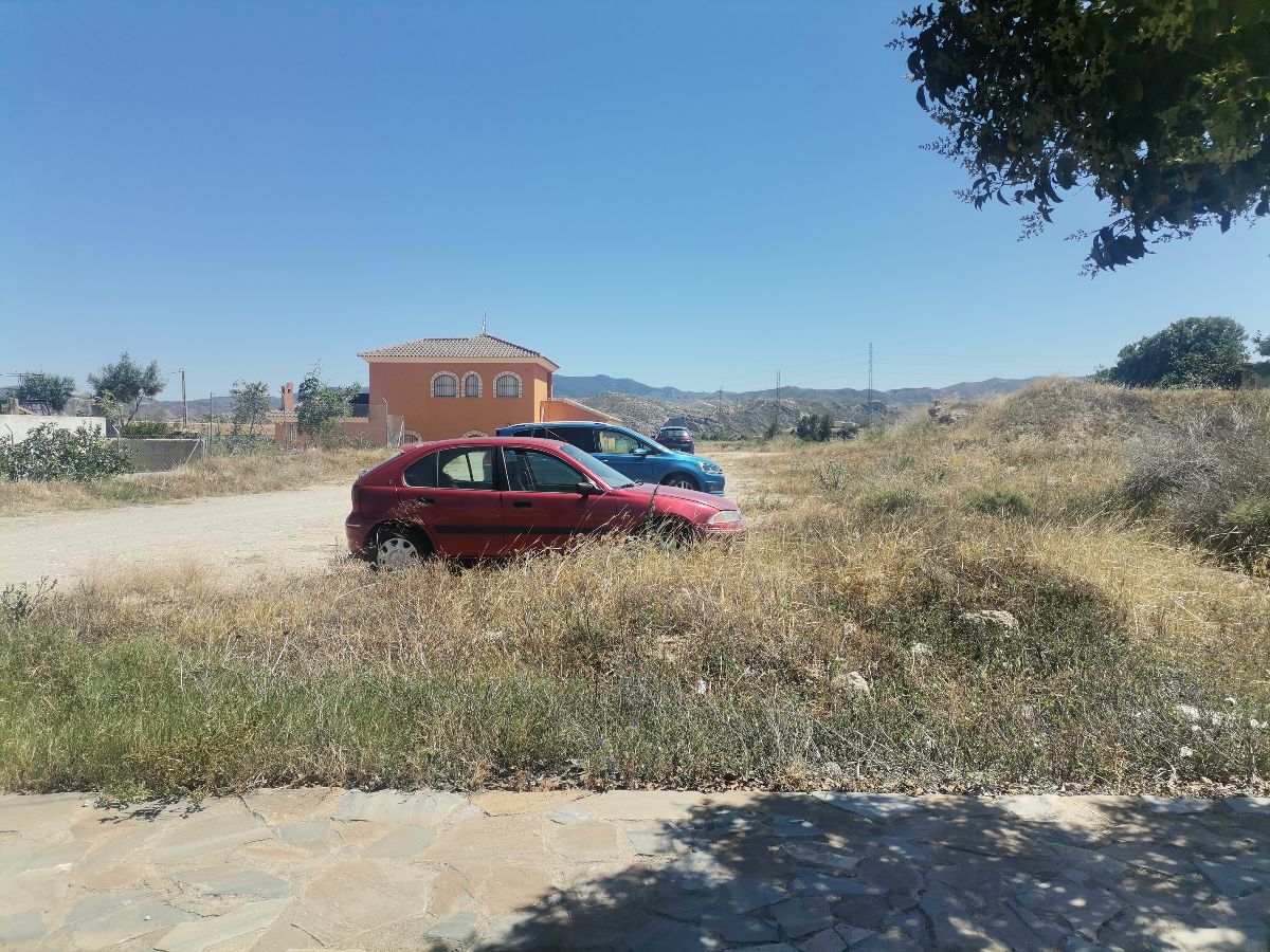 For sale of land in Arboleas