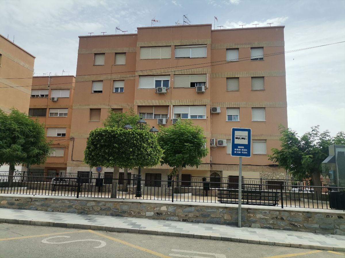 For sale of flat in Olula del Río