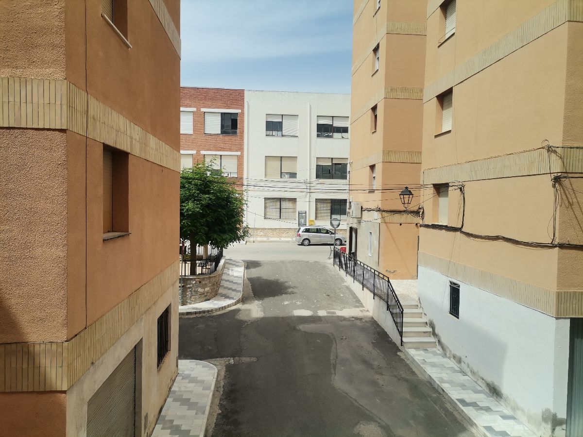 For sale of flat in Olula del Río