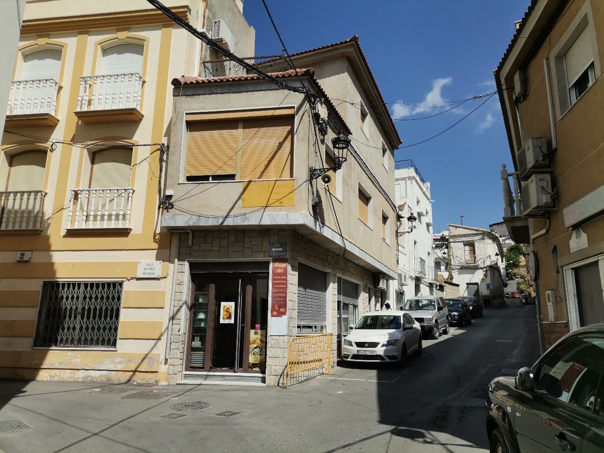 For rent of flat in Macael