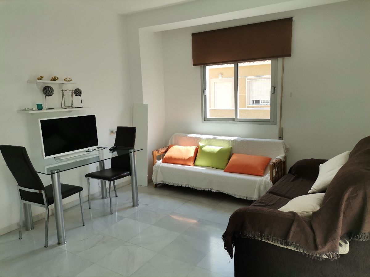 For rent of flat in Macael