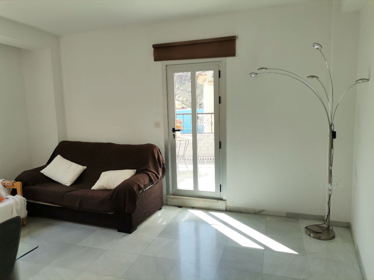 For rent of flat in Macael