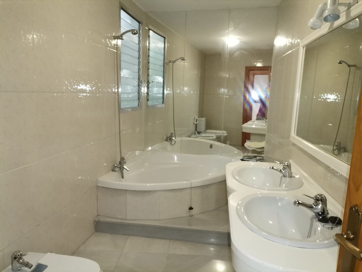 For rent of flat in Macael