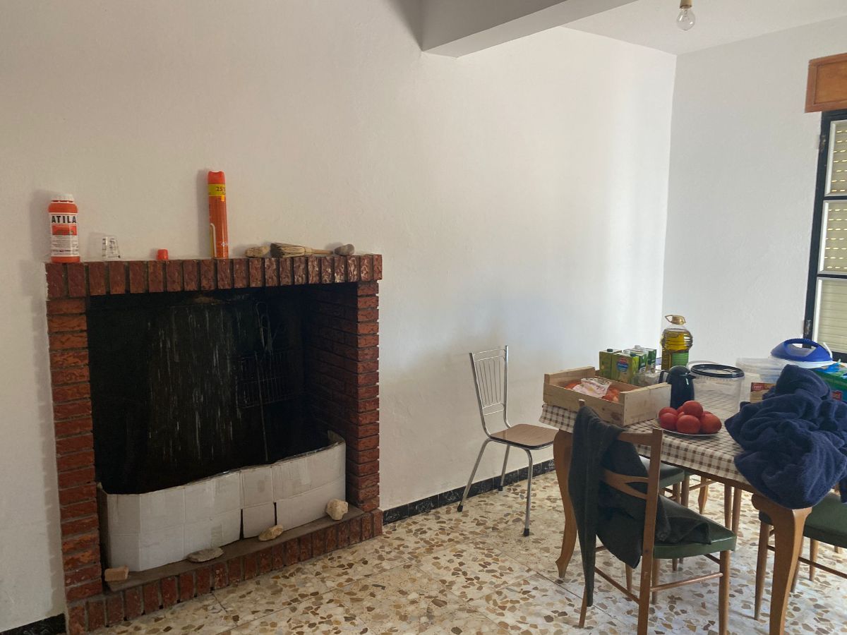For sale of house in Vélez-Rubio