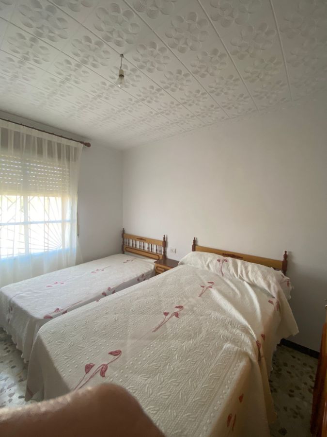 For sale of house in Vélez-Rubio