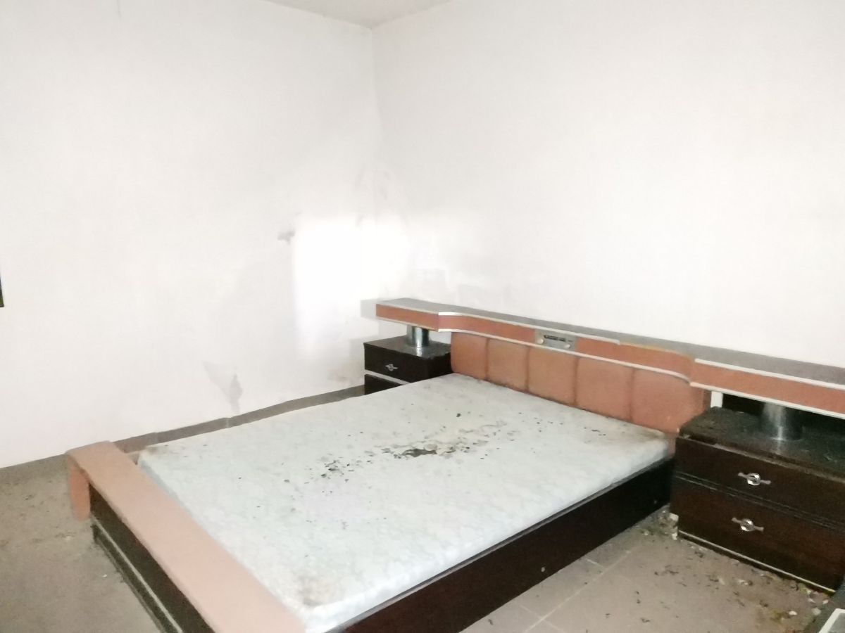 For sale of house in Taberno