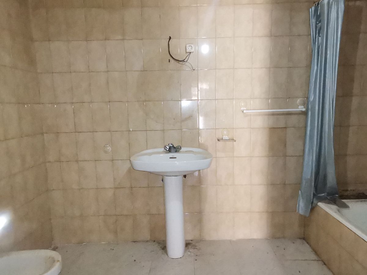 For sale of house in Taberno