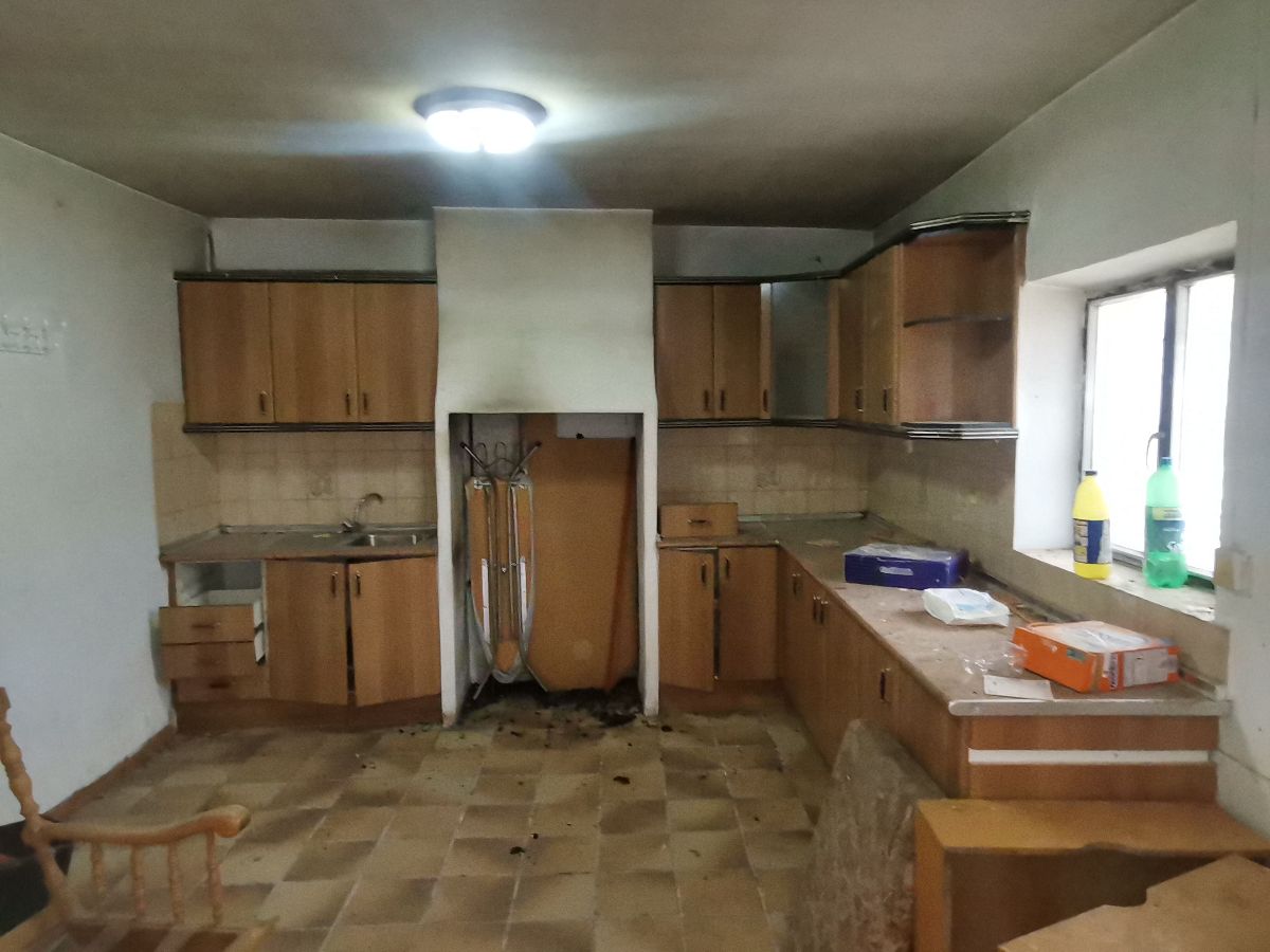For sale of house in Taberno