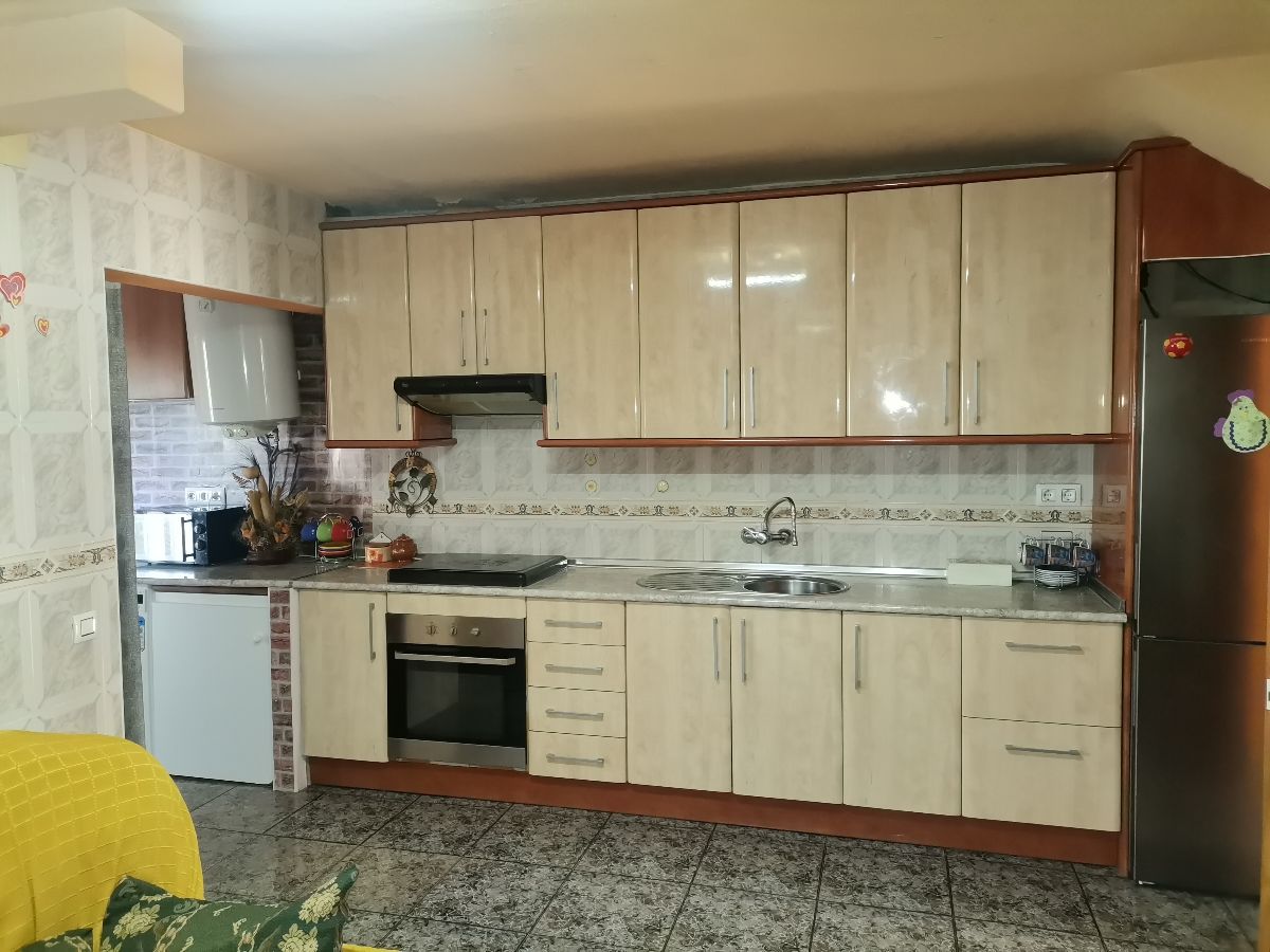 For sale of house in Zurgena