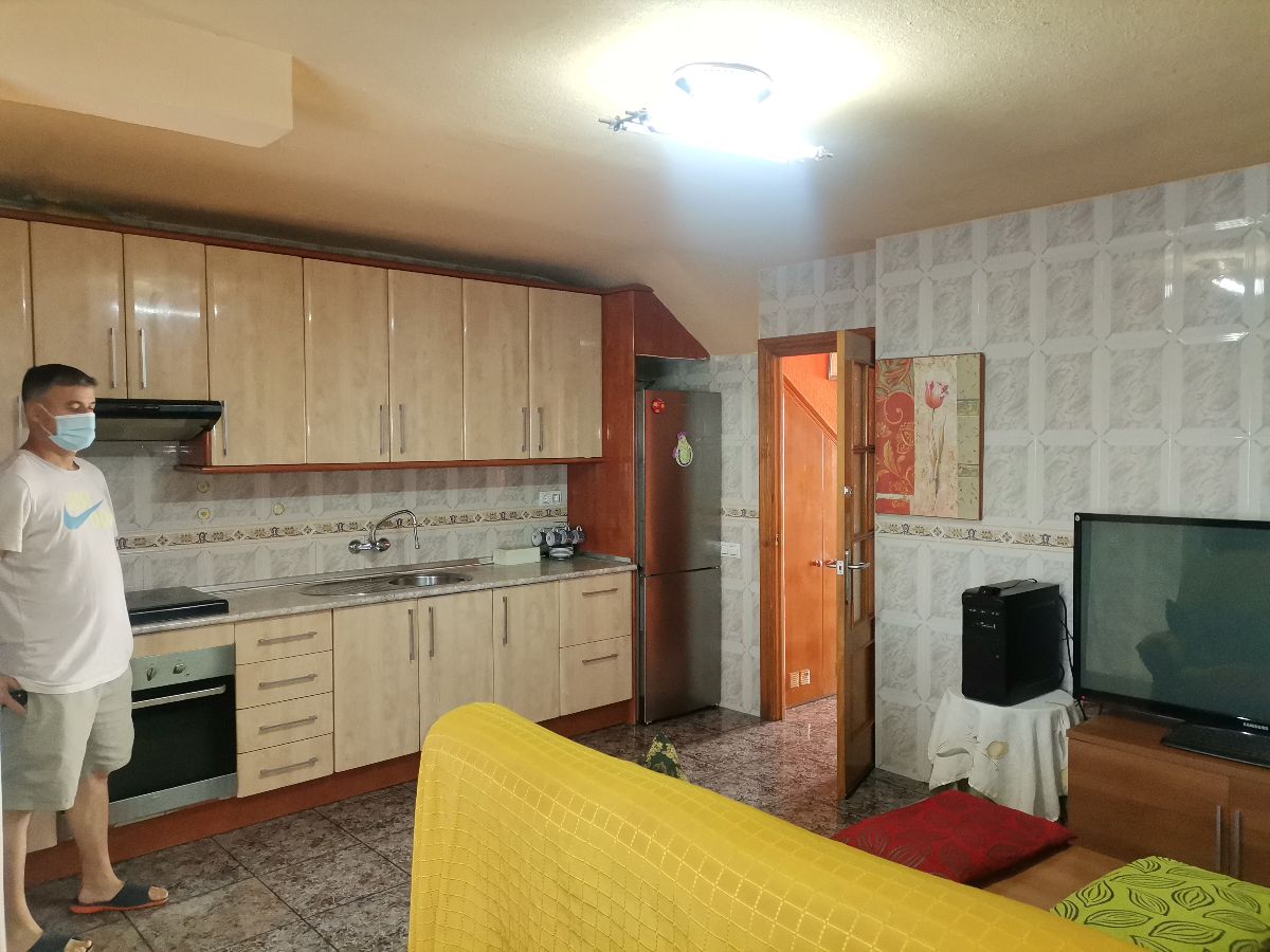 Venta de casa en Zurgena