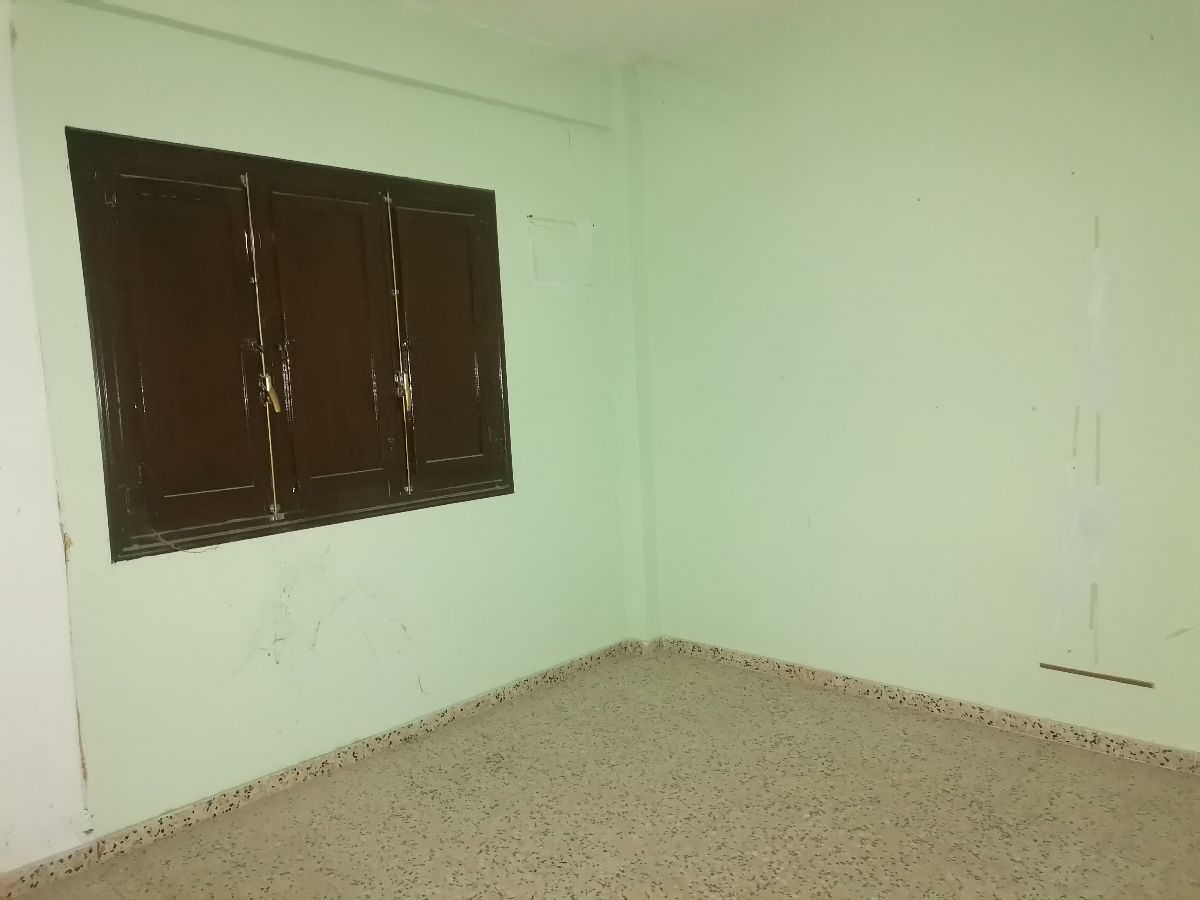 For sale of flat in Macael