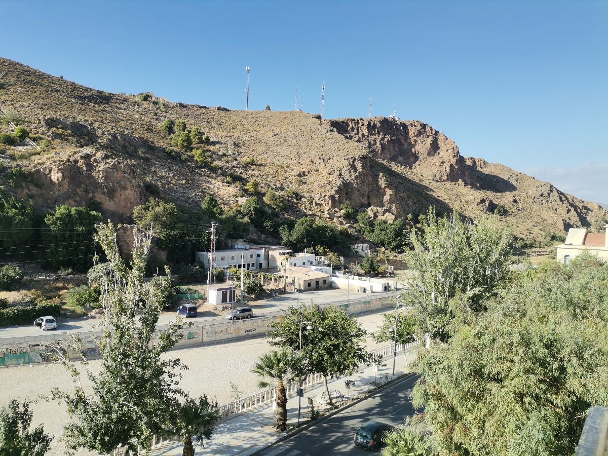 For sale of flat in Macael