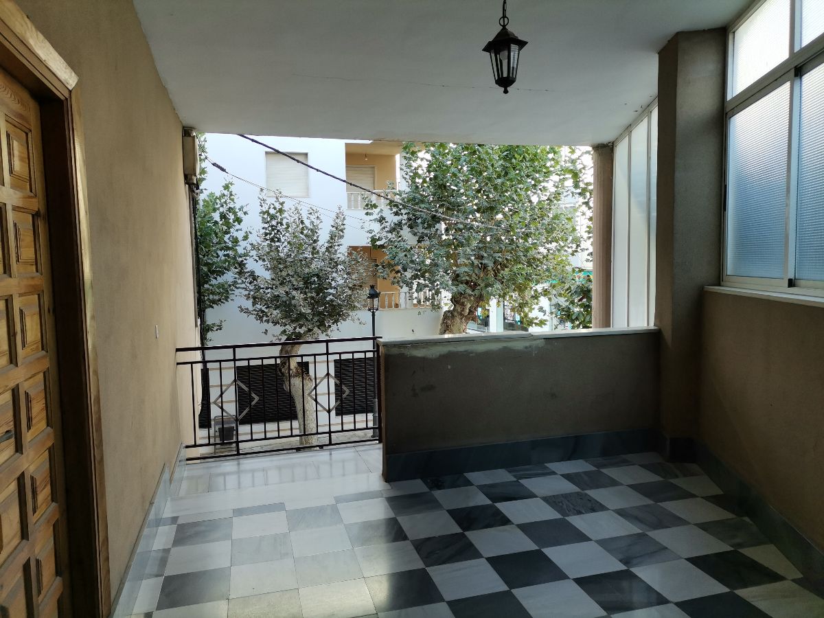 For sale of flat in Macael
