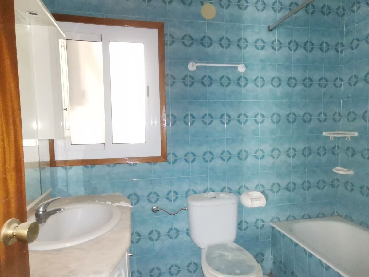 For sale of flat in Macael