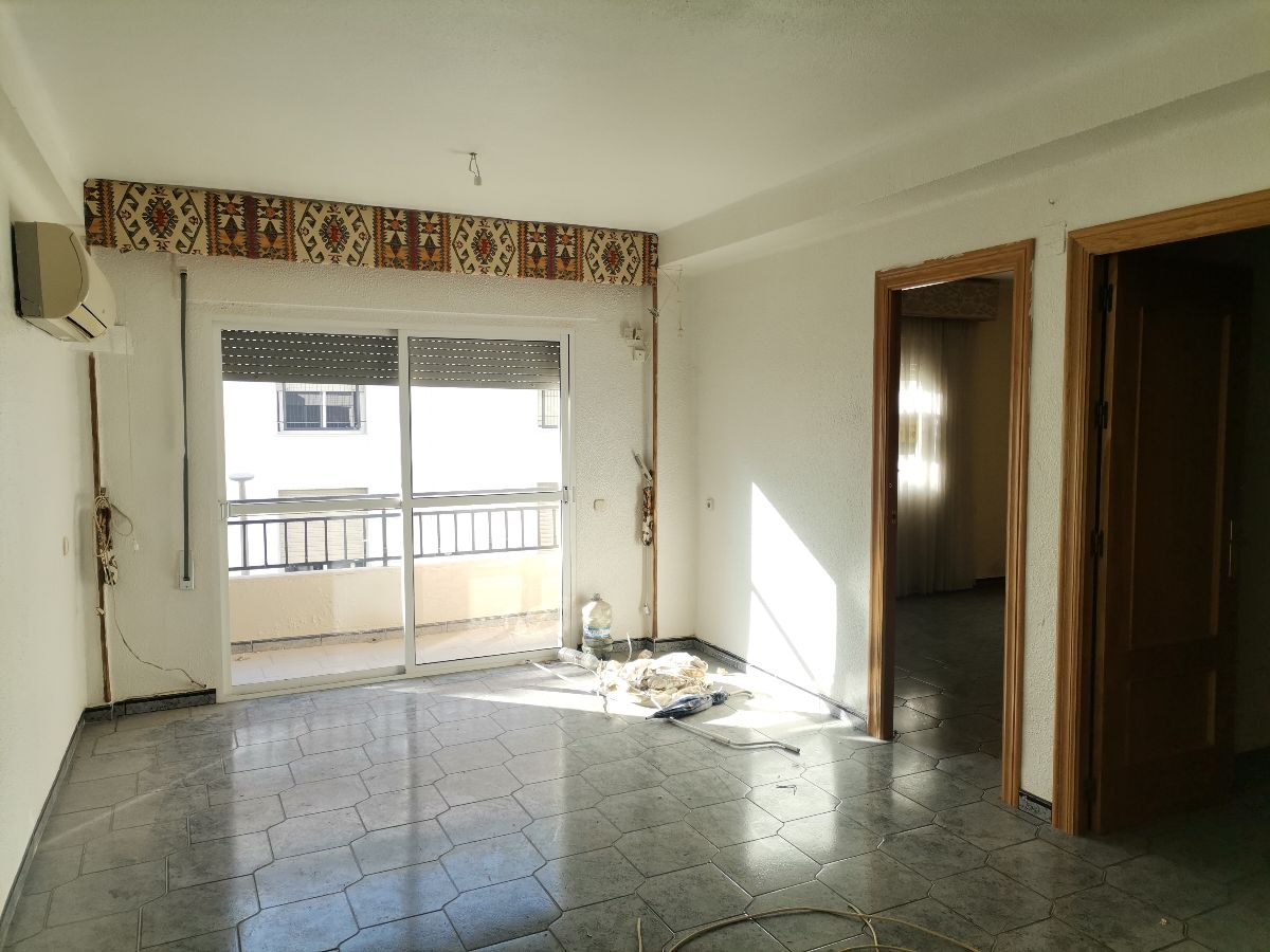 For sale of flat in Macael