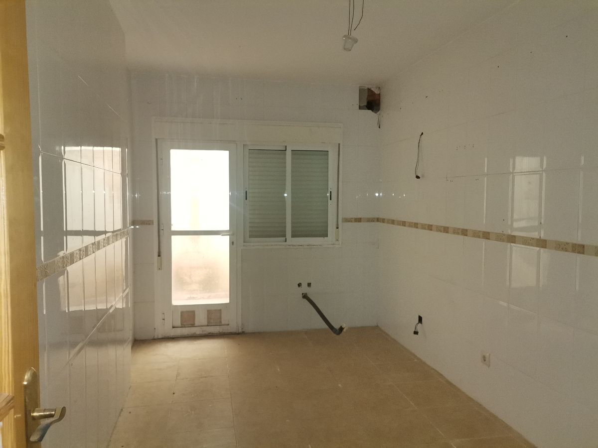 For sale of flat in Olula del Río