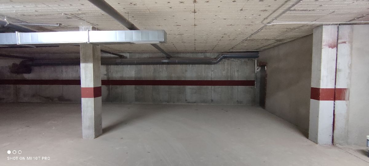 For sale of garage in Albox