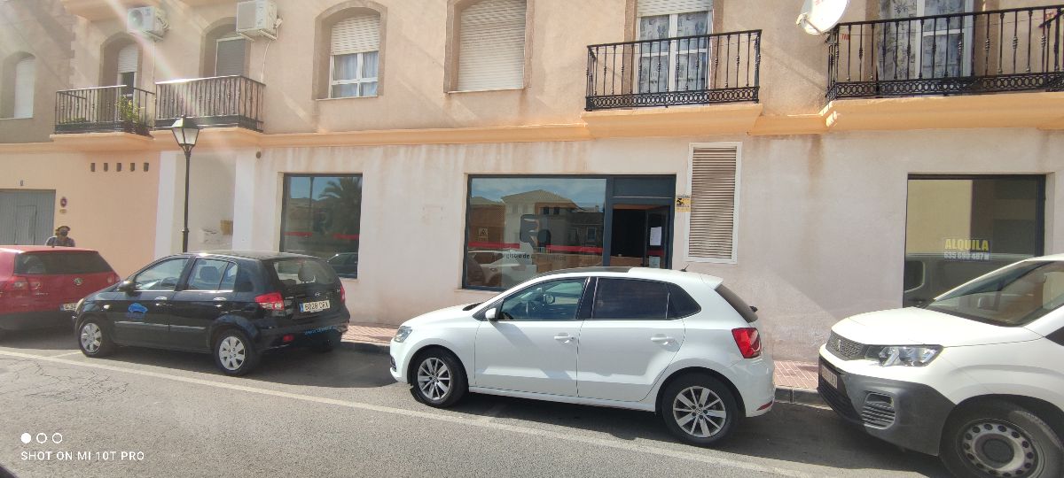 For rent of commercial in Huércal-Overa