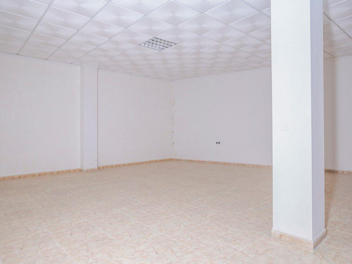 For sale of commercial in Albox