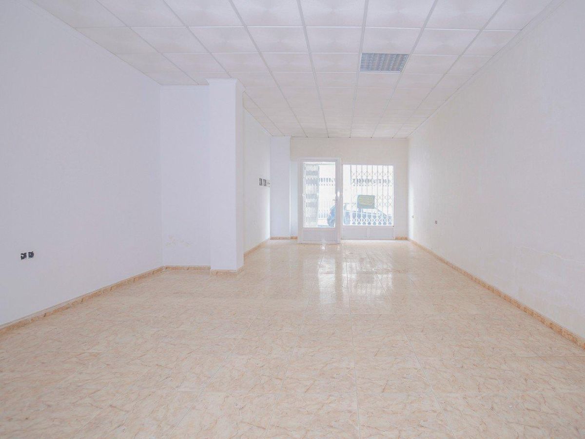 For sale of commercial in Albox