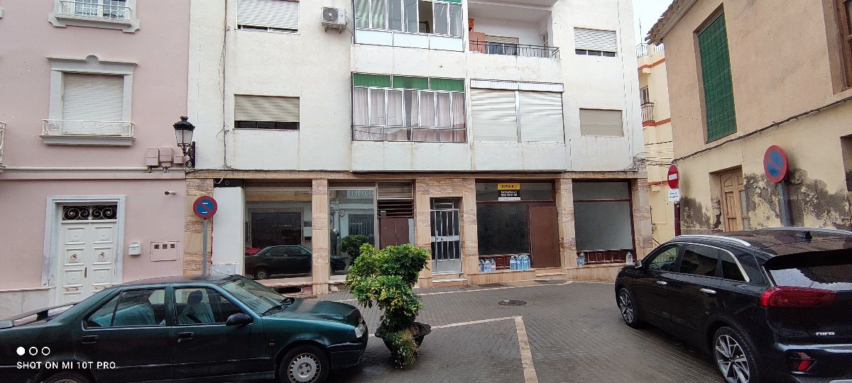 Venta de local comercial en Albox