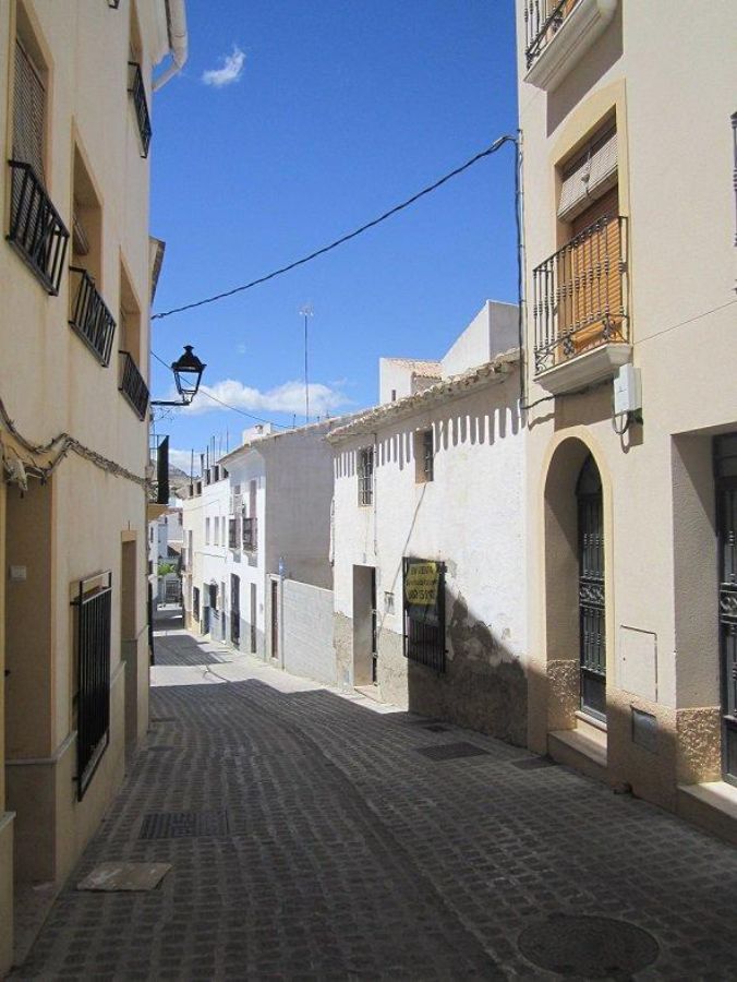 For sale of house in Vélez-Rubio