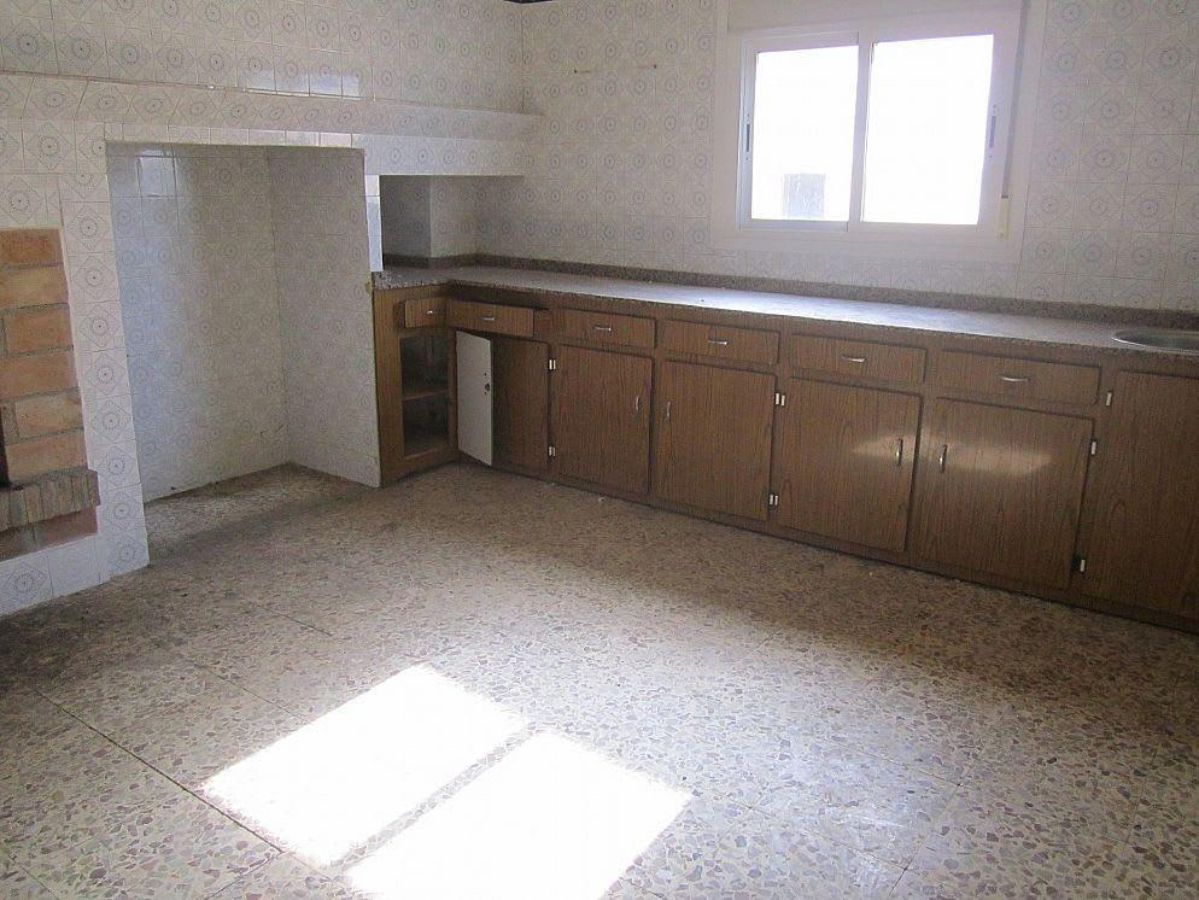 For sale of house in Vélez-Rubio