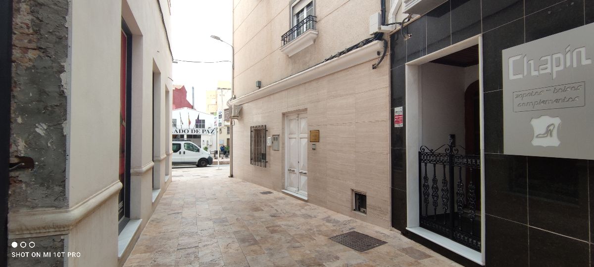 For rent of commercial in Albox