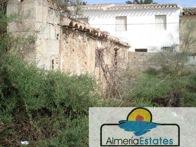 For sale of land in Albox