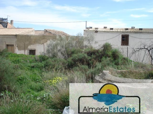 For sale of land in Albox
