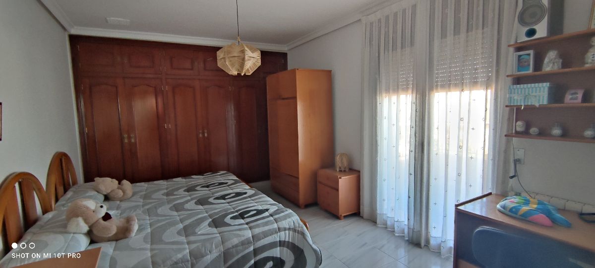 For sale of house in Huércal-Overa