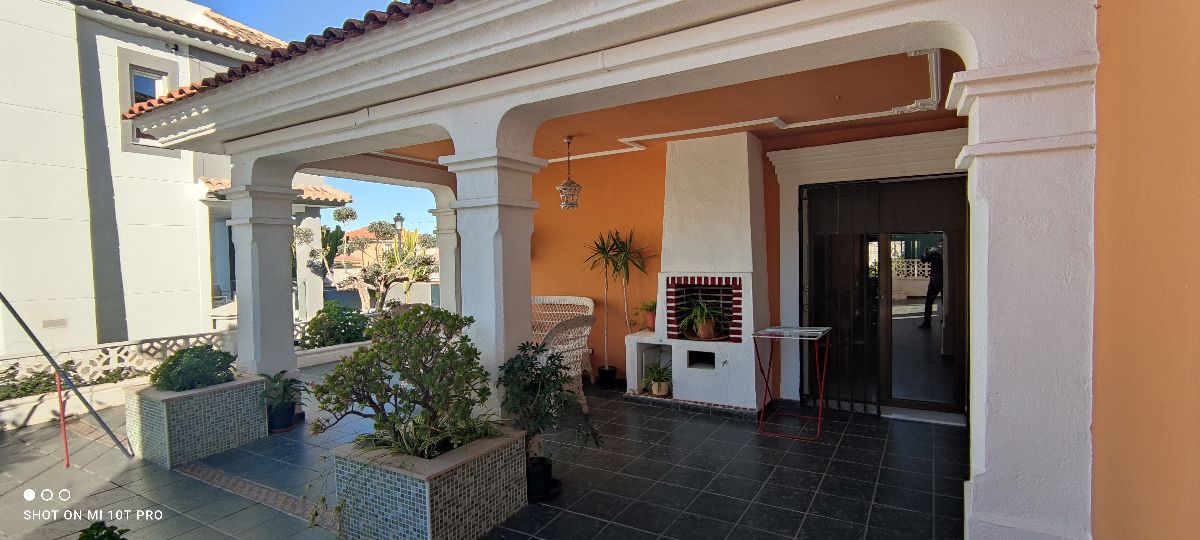 For sale of house in Huércal-Overa