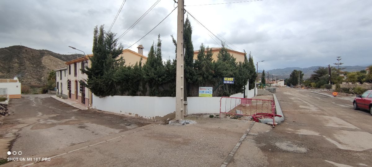 For sale of house in Arboleas