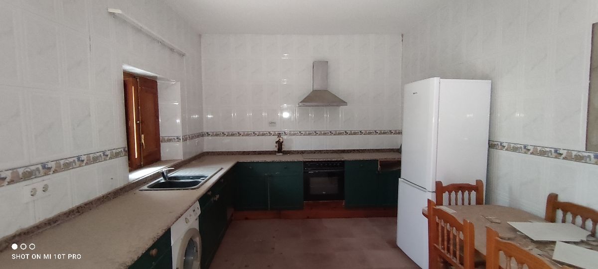 For sale of house in Arboleas