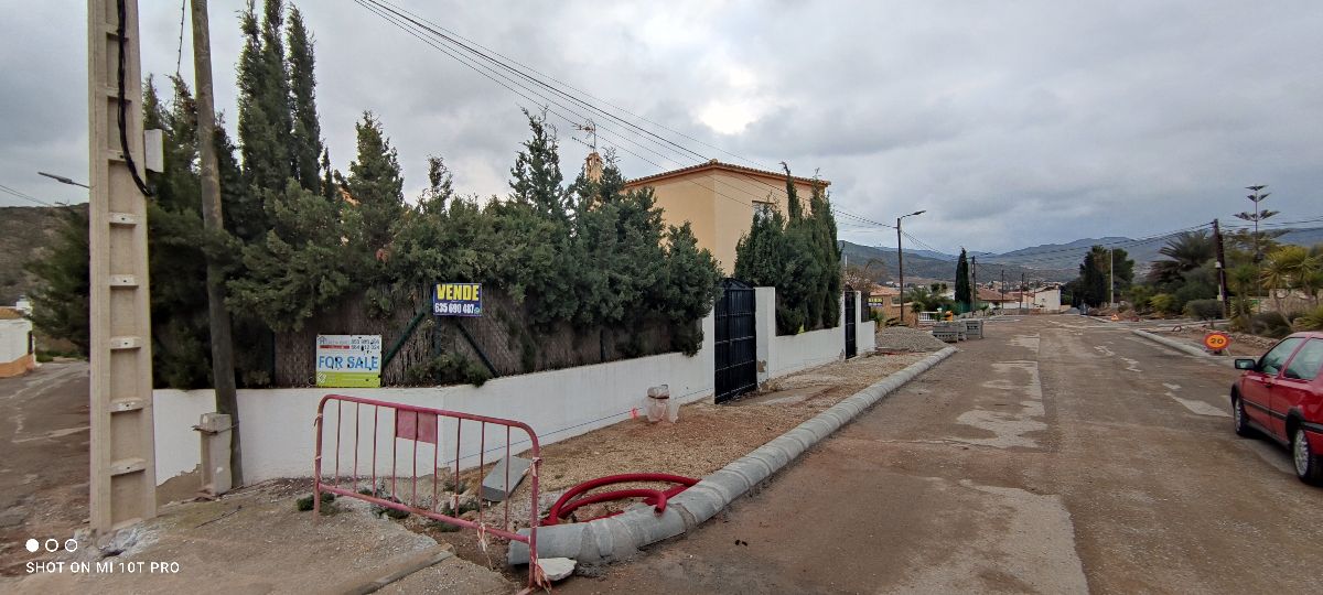For sale of house in Arboleas