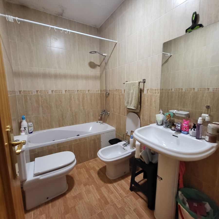 Venta de casa en Macael