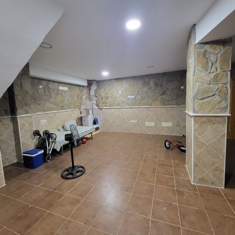 Venta de casa en Macael