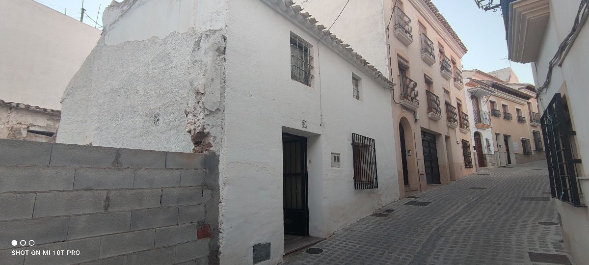 For sale of house in Vélez-Rubio