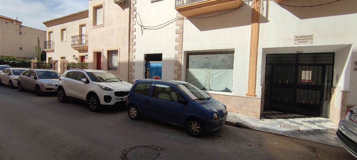 For sale of commercial in Olula del Río