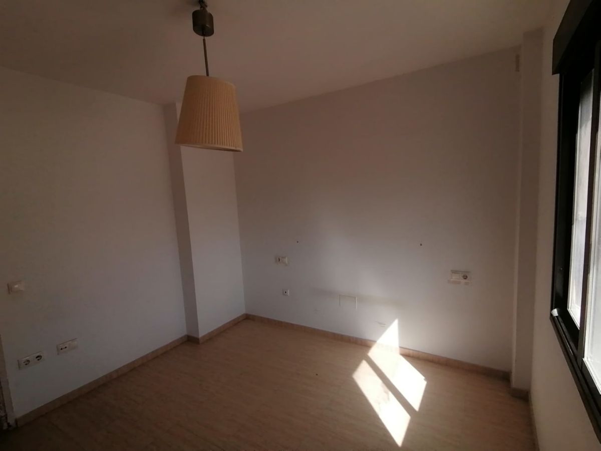 For sale of flat in Huércal-Overa