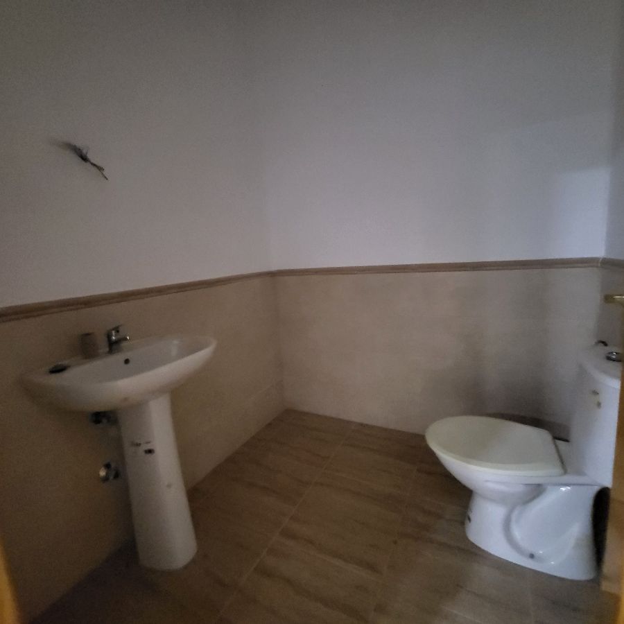 For rent of commercial in Albox