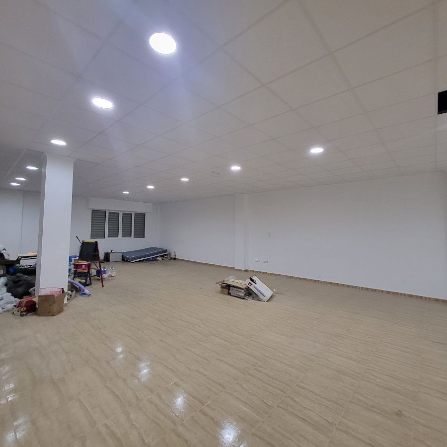 For rent of commercial in Albox