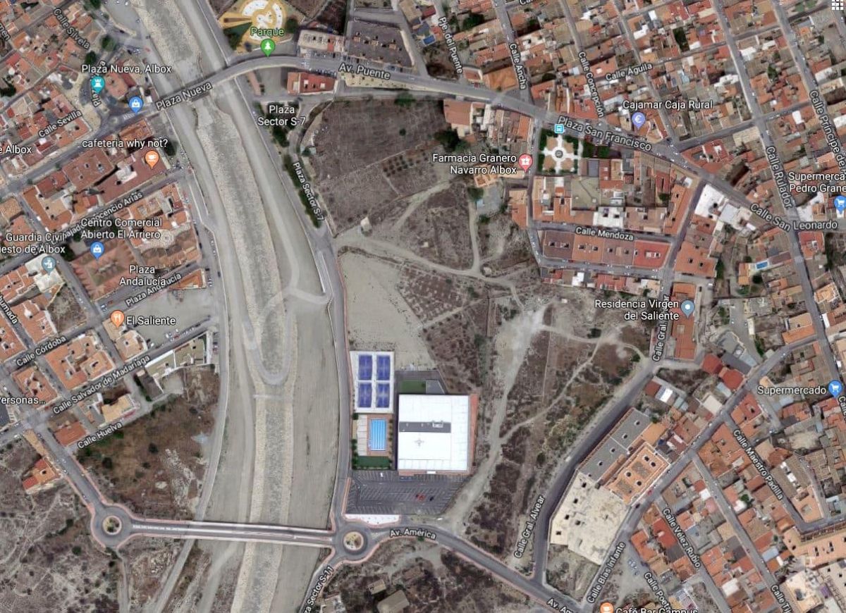 For sale of land in Albox
