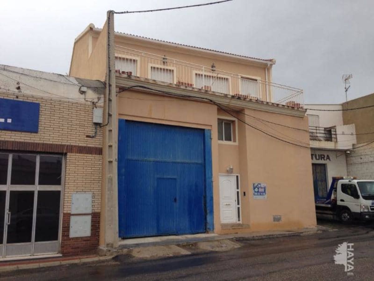 Venta de nave industrial en Albox